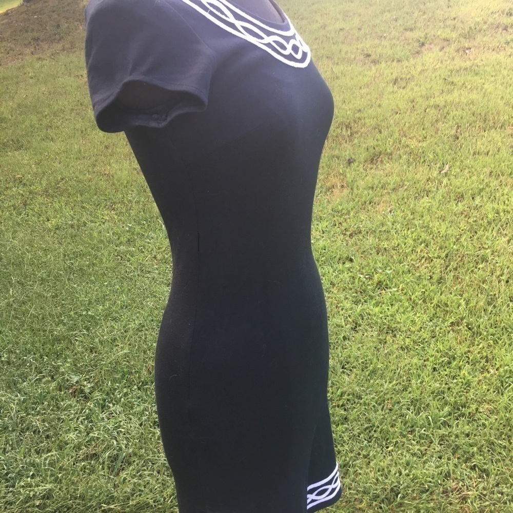 EMMELEE DRESS - Picture 4 of 8